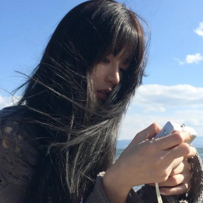 男生女生向前冲